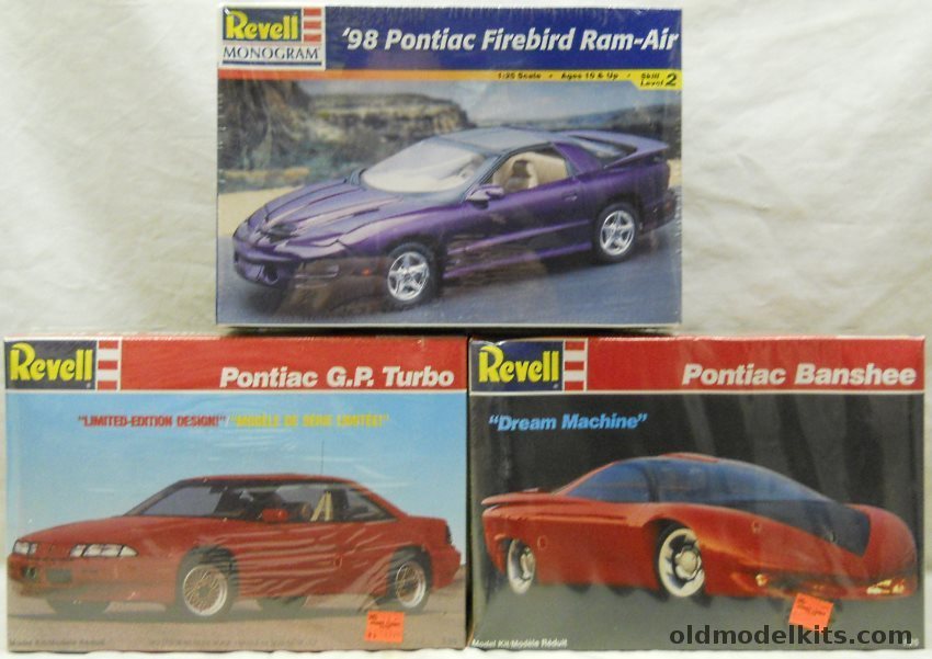 Revell 1/25 1998 Pontiac Firebird Ram-Air / Pontiac Banshee / Pontiac GP Turbo (Grand Prix Turbo) plastic model kit